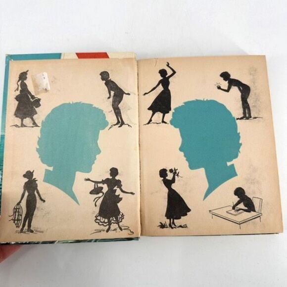 Vintage Walt Disney's Annette Mystery Series Lot of 2 Books Fiction Hardcover - Picture 6 of 16